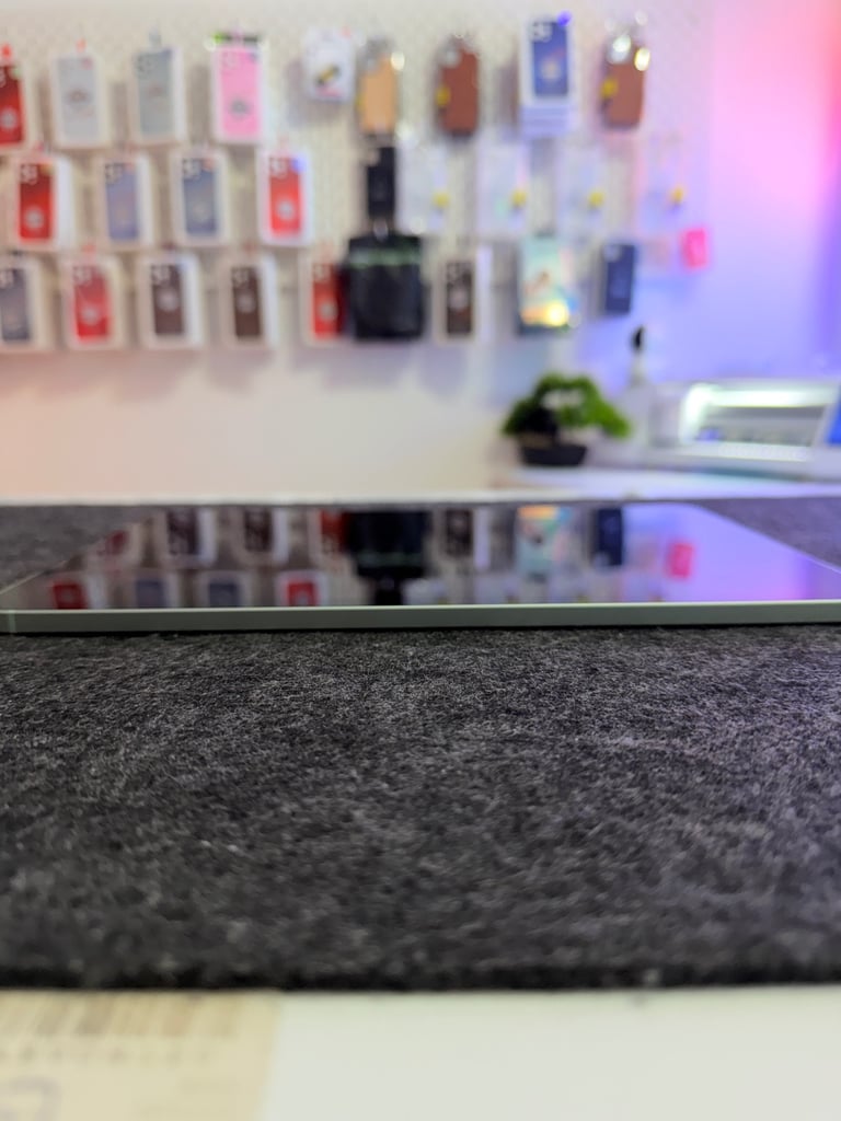 PRISTINE: Apple iPad Air 4th Gen, 64gb, Green, CELLULAR 