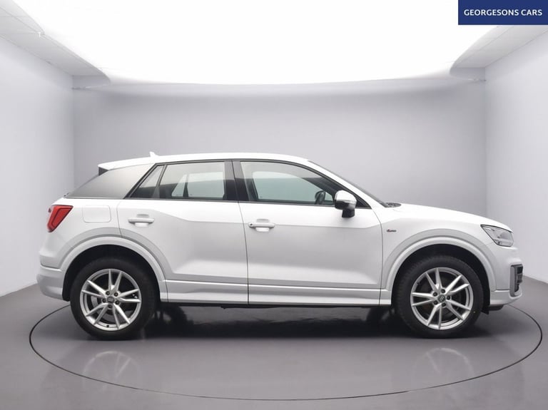 2018 Audi Q2 1.6 TDI S Line 5dr ESTATE DIESEL Manual