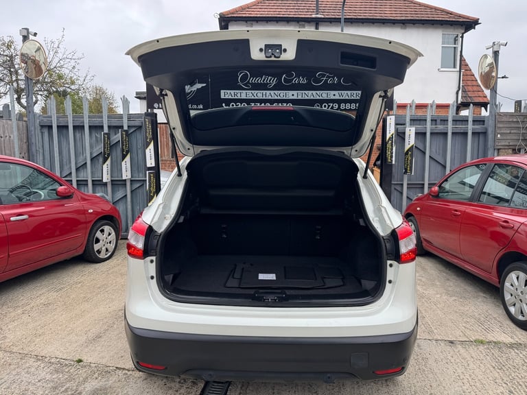 2017 Nissan Qashqai 1.2 DIG-T N-Connecta SUV 5dr Petrol XTRON 2WD Euro 6 (s/s)
