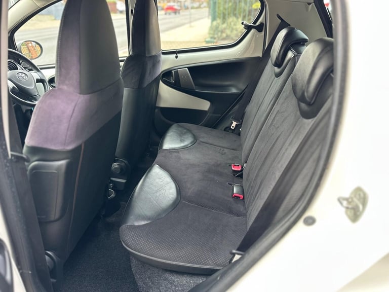 2013 Toyota AYGO 1.0 VVT-i Ice 5dr MMT HATCHBACK PETROL Automatic