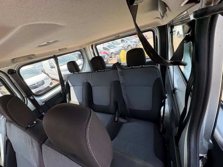 2018 Vauxhall Vivaro Vivaro  Combi CDTi S/S Minibus DIESEL Manual
