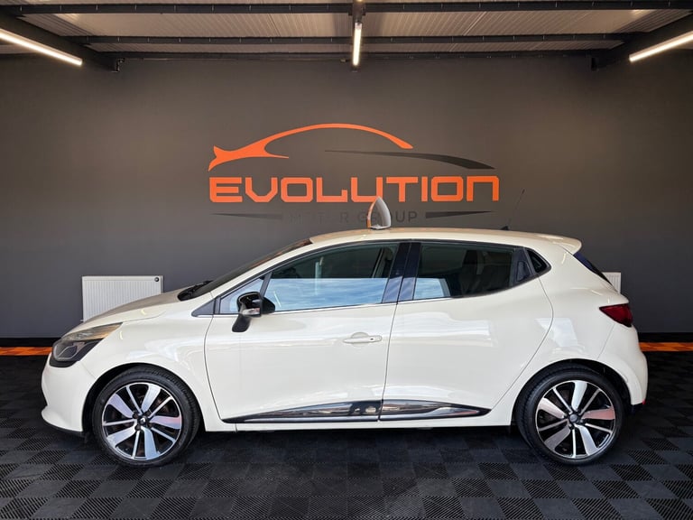 2015 Renault Clio 1.5 dCi 90 Dynamique S MediaNav Energy 5dr HATCHBACK Diesel Manual