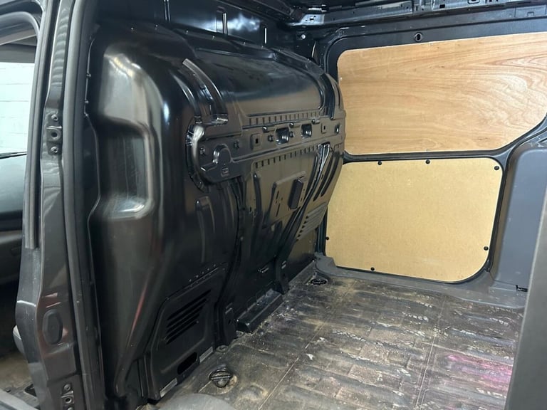 2021 21 FORD TRANSIT CONNECT 1.5 240 ECOBLUE LIMITED PANEL VAN 5DR DIESEL AUTO L