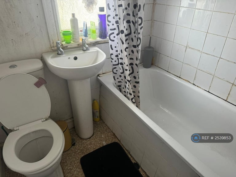4 bedroom house in Bristol, Bristol, BS7 (4 bed) (#2539853)