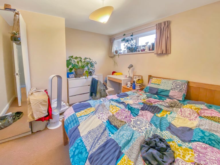 4 bedrooms in Hayfield Road, Oxford, OX2 Book Online - The Rent Guru {287}