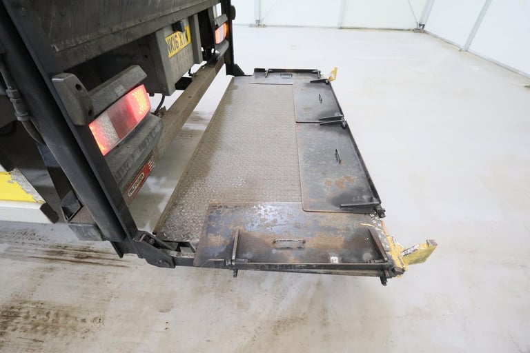 2016 (16 PLATE) Scania  P250 4x2 Euro 6 Refrigerated