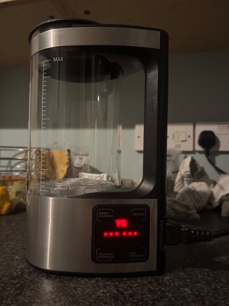 image for V8 Negative Ion & Hydrogen Water Jug