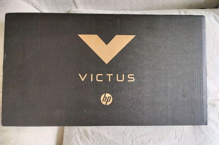 HP Victus Gaming laptop 15-fb2004na Brand new Sealed RRP £799 Curry's 