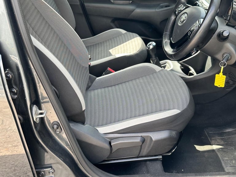 2018 Toyota AYGO 1.0 VVT-i x-play Hatchback 5dr Petrol Manual Euro 6 (71 ps) HATCHBACK Petrol Manual