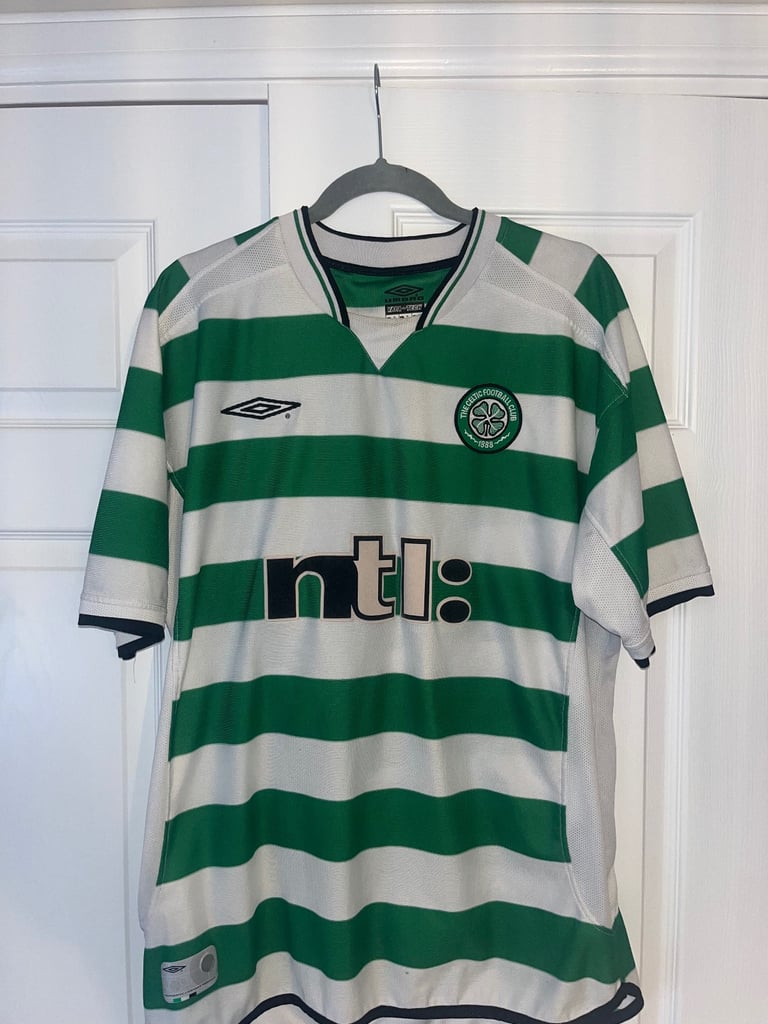 image for Celtic Larsson 7 shirt 