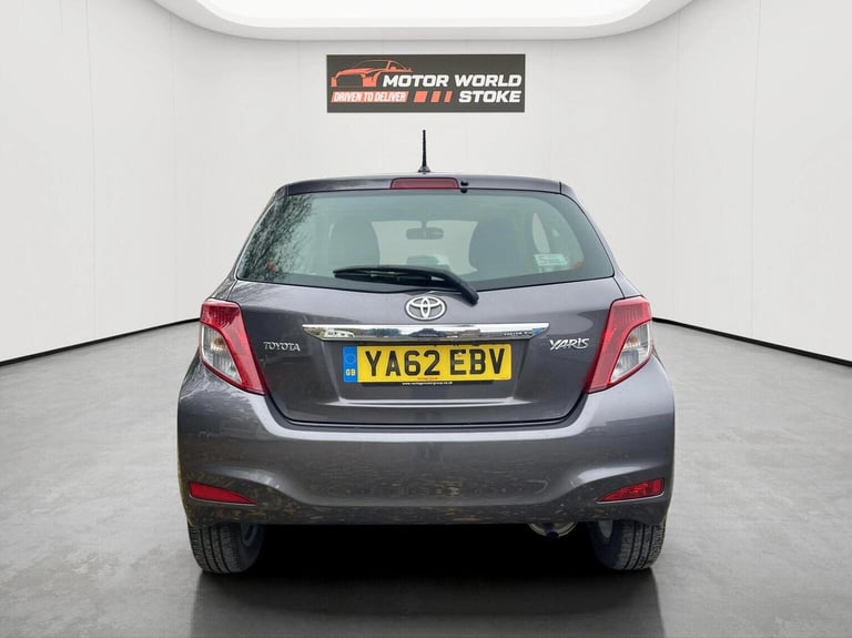 TOYOTA YARIS 1.0 VVT-i TR Euro 5 3dr 2013