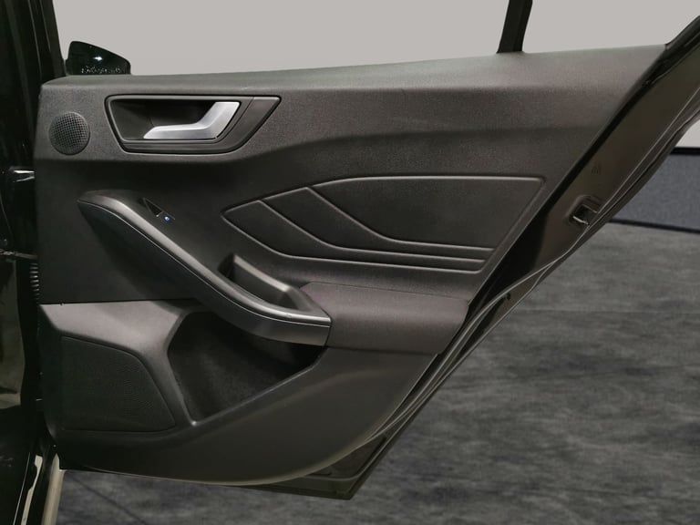 2023 Ford Focus 1.0T EcoBoost ST-Line X Hatchback 5dr Petrol Manual Euro 6 (s/s) (125 ps) - Hatch...