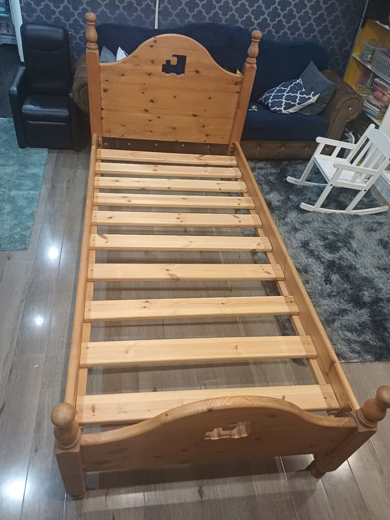 image for Pine Single bed 