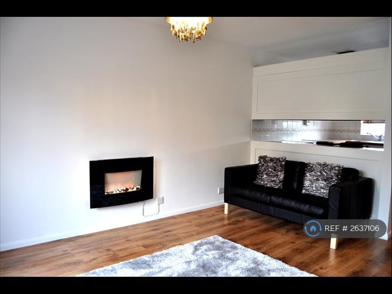 2 bedroom house in Hexham Court, Peterborough, PE1 (2 bed) (#2637106)