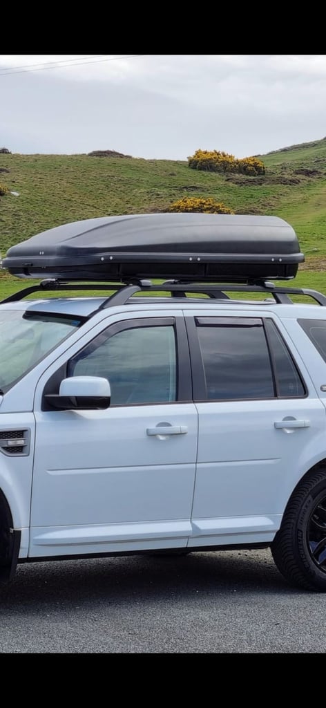 image for Roof box and bars