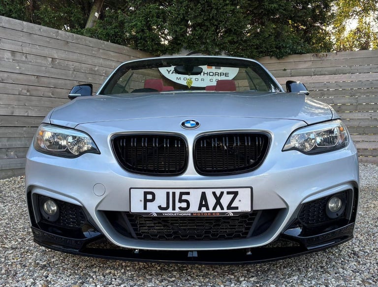 BMW 2 SERIES 2.0 220d M Sport Convertible 2015