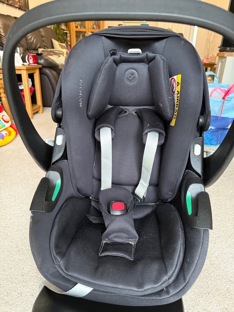 image for Maxi cosy car seat