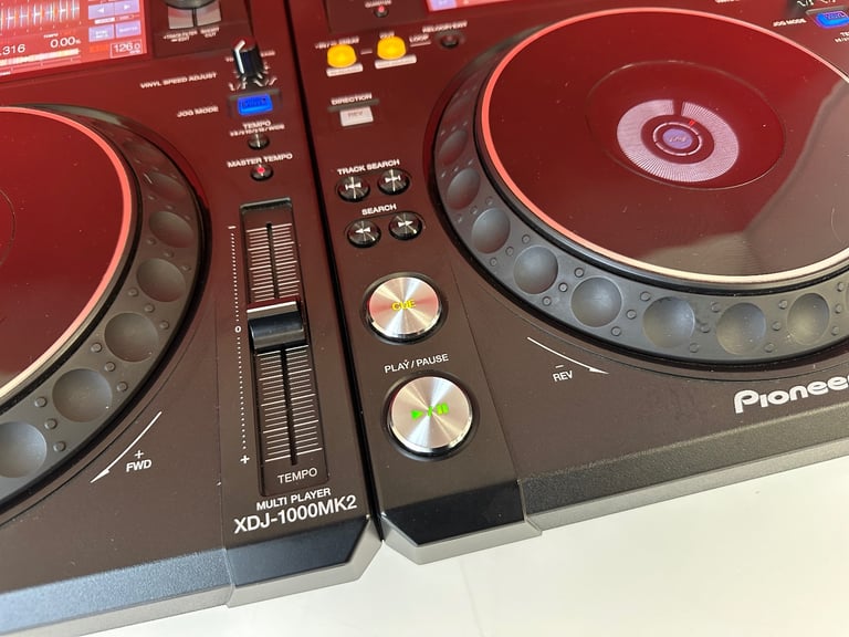 Pair Pioneer XDJ 1000 MK2 – Pre Owned + Warranty