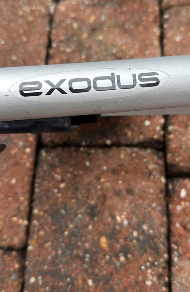 3 Exodus Bicycle Roof Rack Mounted Bike Carriers