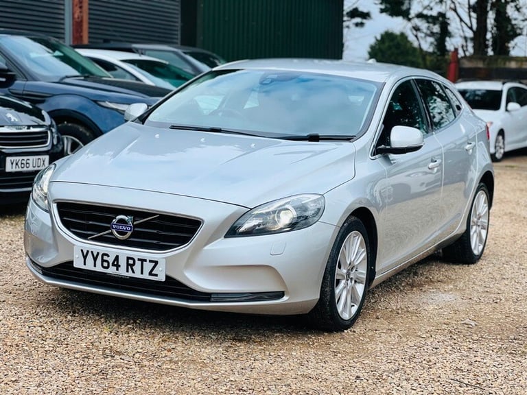 2014 Volvo V40 1.6 D2 SE Lux Hatchback 5dr Diesel Manual Euro 5 (s/s) (115 ps) HATCHBACK Diesel M...