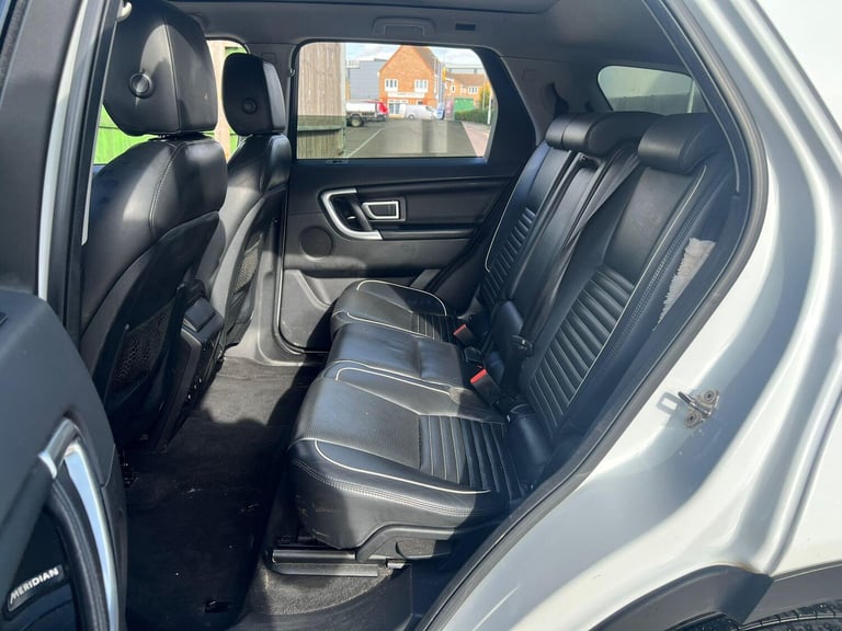 2017 Land Rover Discovery Sport 2.0 TD4 HSE Dynamic Lux Auto 4WD Euro 6 (s/s) 5dr ESTATE Diesel A...