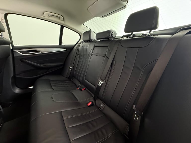 2020 BMW 5 Series 520d SE 4dr Auto SALOON DIESEL Automatic