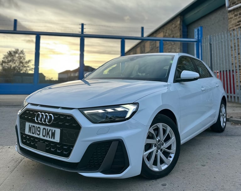 Audi, A1, Hatchback, 2019, Manual, 1498 (cc), 5 doors