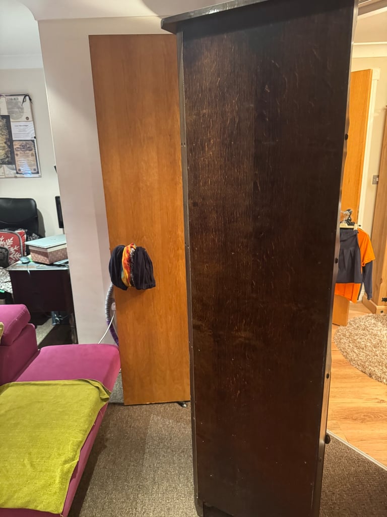 Ercol display corner cabinet
