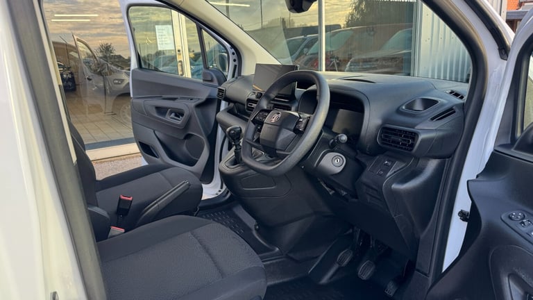 2024 Vauxhall Combo 1.5 Turbo D 100ps Prime H1 Van PANEL VAN Diesel Manual