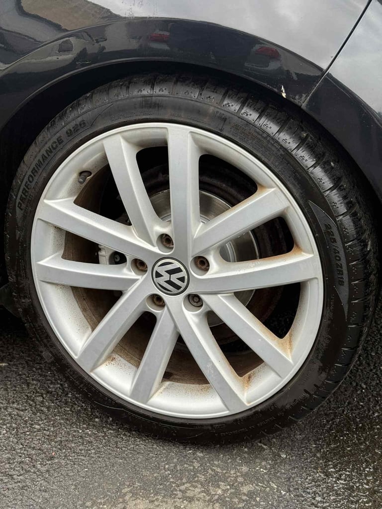 Volkswagen, GOLF, Hatchback, 2010, Manual, 1968 (cc), 3 doors