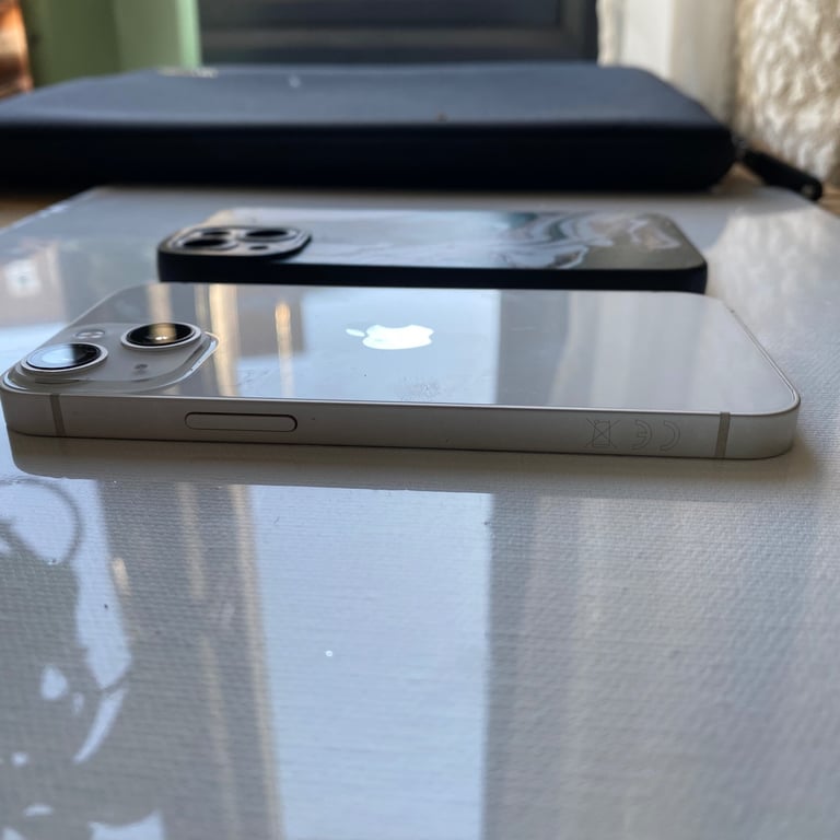 iPhone 13 mini 128gb UNLOCKED 