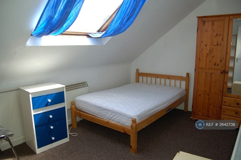 8 bedroom house in Cowley Road, Oxford, OX4 (8 bed) (#2642738)