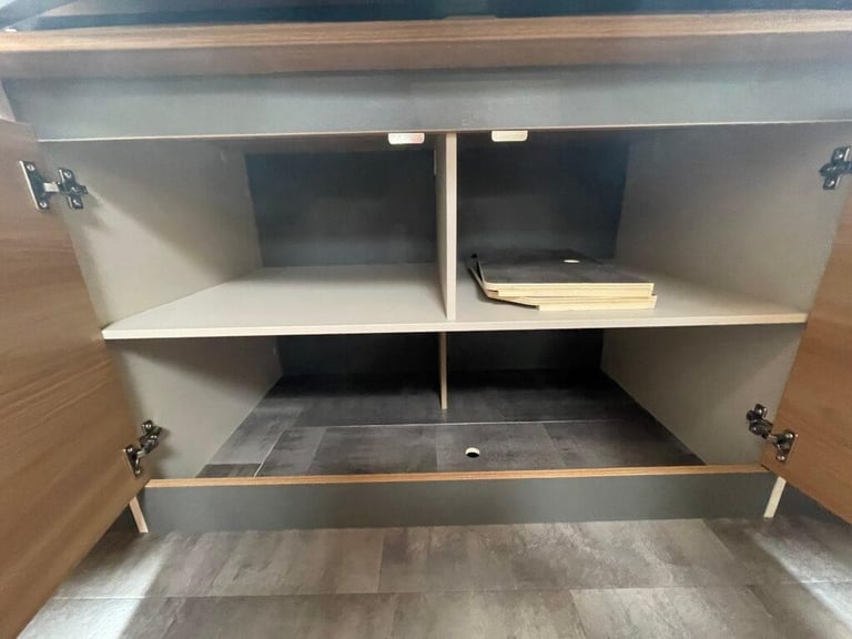 Bailey Adamo 75-4i 4 Berth 4 Belt end bedroom Auto 3500kg Garage 