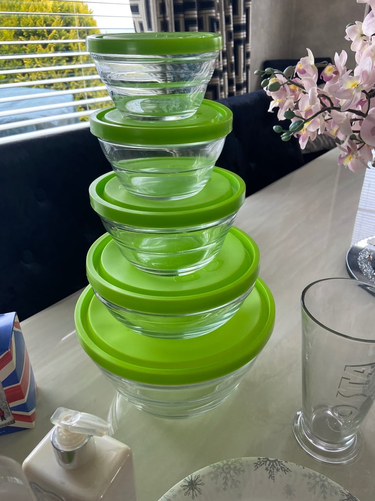 Box Of Mostly Kitchen Gadgets & Accessories - (Approx. 23 Pieces….See Description & All Photos) 