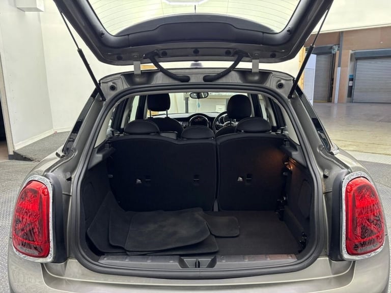 2019 MINI Hatch 1.5 Cooper Classic Hatchback 5dr Petrol Manual Euro 6 (s/s) (136 ps) Hatchback Pe...
