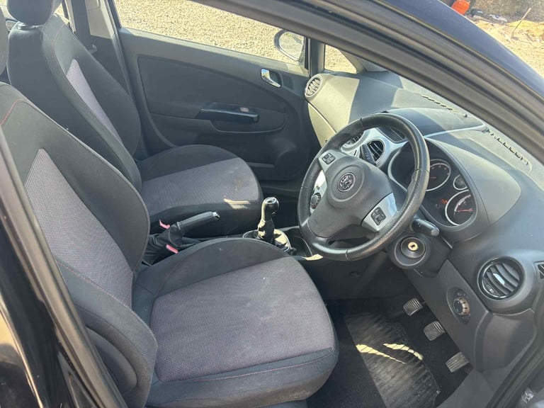 Vauxhall, CORSA, Hatchback, Manual, 1364 (cc), 5 doors