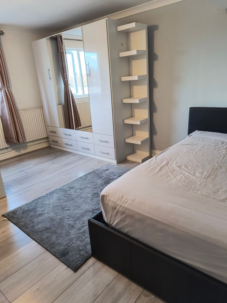 Big Loft room with built in toilet bath 