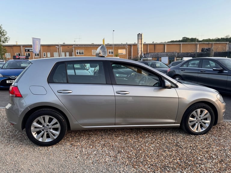 2013 Volkswagen Golf 1.6 TDI 105 SE 5dr HATCHBACK Diesel Manual