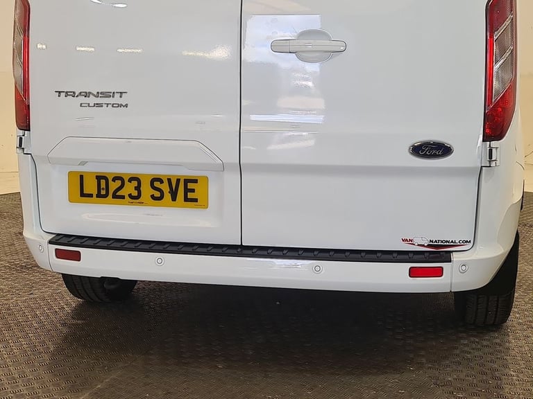FORD TRANSIT CUSTOM 2.0 300 ECOBLUE LIMITED P/V L1 H1 170 BHP SWB DIESEL