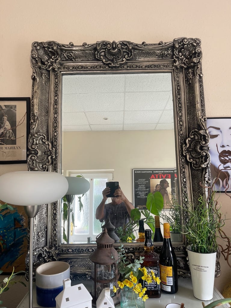 image for BEAUTIFUL BIG ORIENT CARVED MIRROR 