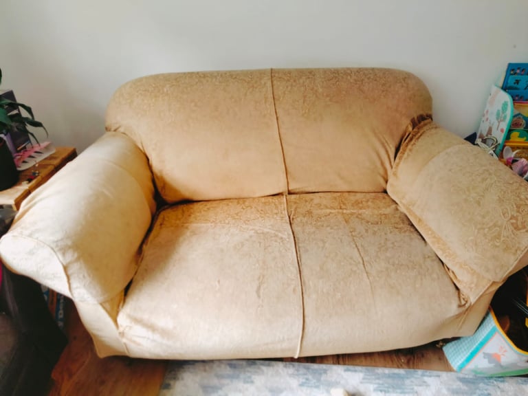 FREE SOFA COUCH MUST GO ASAP