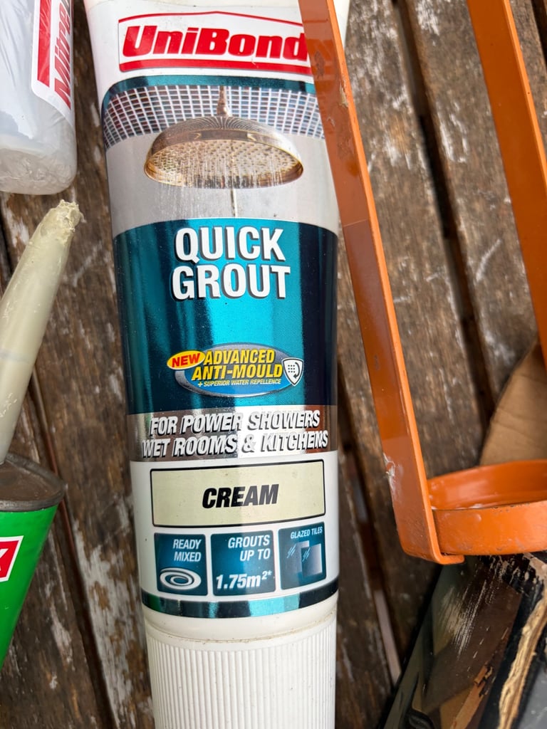 Various DIY pieces for free 