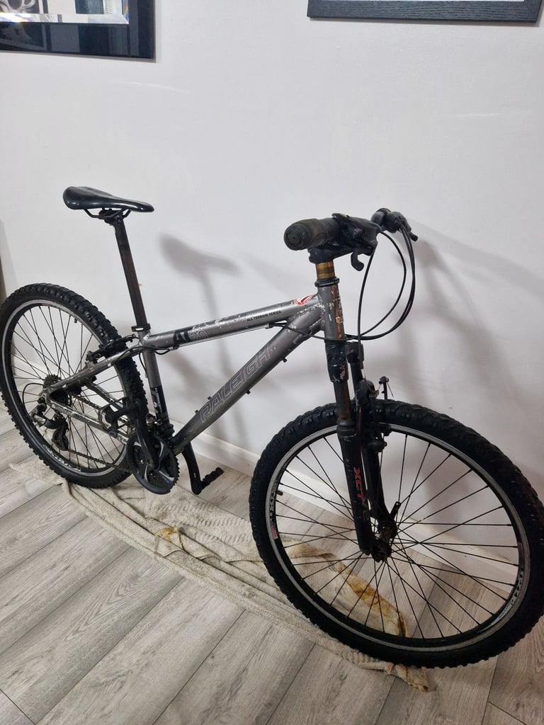 Adults / Teenagers bike 