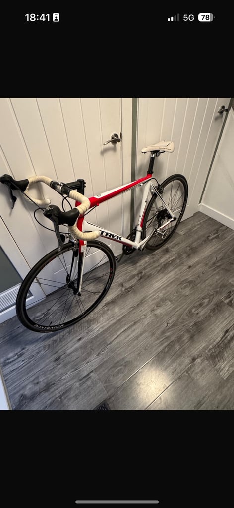 Trek men’s road bike - £150