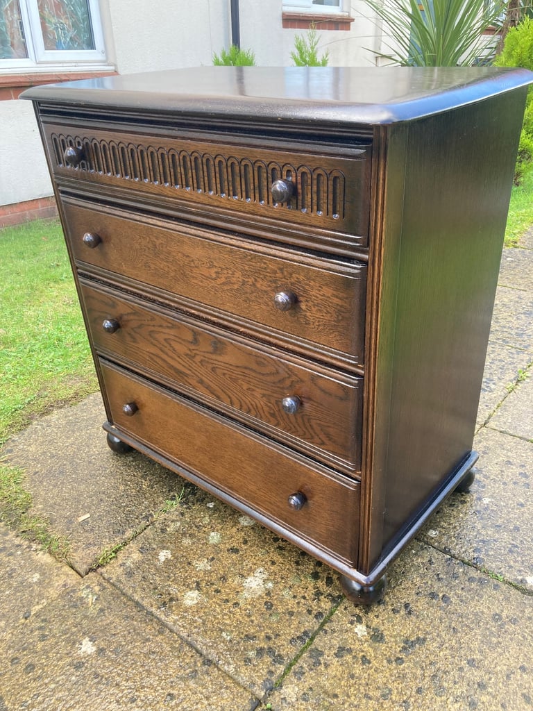 Antique mid century oak chest of drawer and side table set (delivery available)