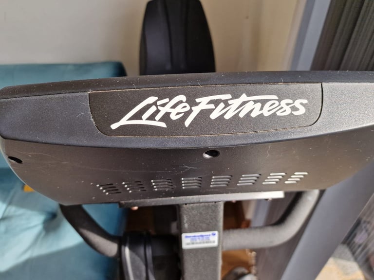 Life Fitness Indoor Stationary Bike Cycle recumbent with Backrest