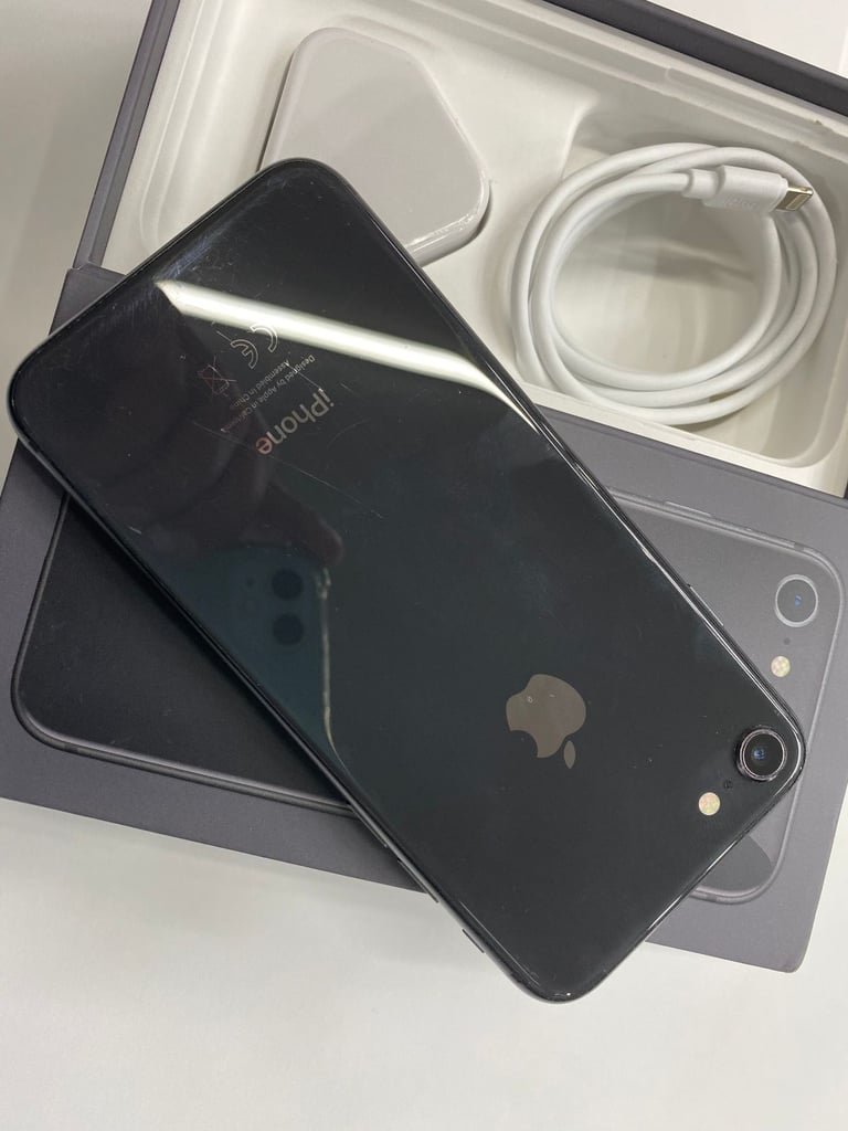iPhone 8/8 Plus 64GB Unlocked Immaculate Condition Any Color PICK UP ONLY