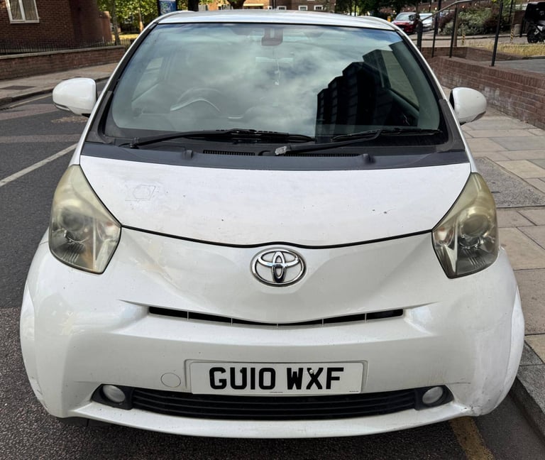 Toyota, IQ, Hatchback, 2010, Manual, 998 (cc), 3 doors