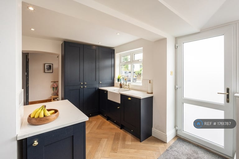 3 bedroom house in Main Street, Halton, Runcorn, WA7 (3 bed) (#1761787)