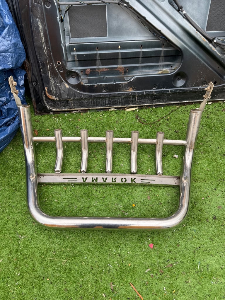 VW Amarok Bull Bars